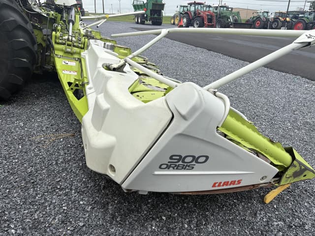 Image of CLAAS Orbis 900 equipment image 2