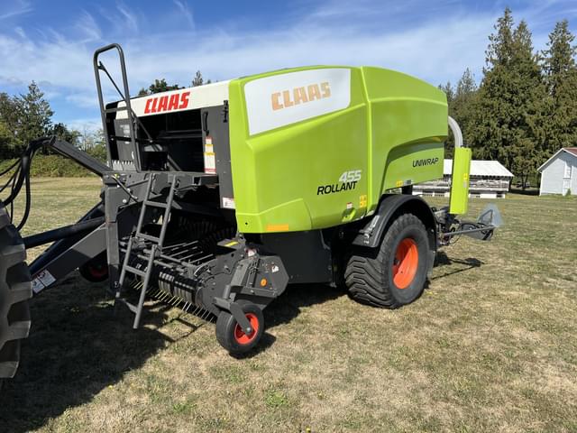 Image of CLAAS Rollant 455 equipment image 2