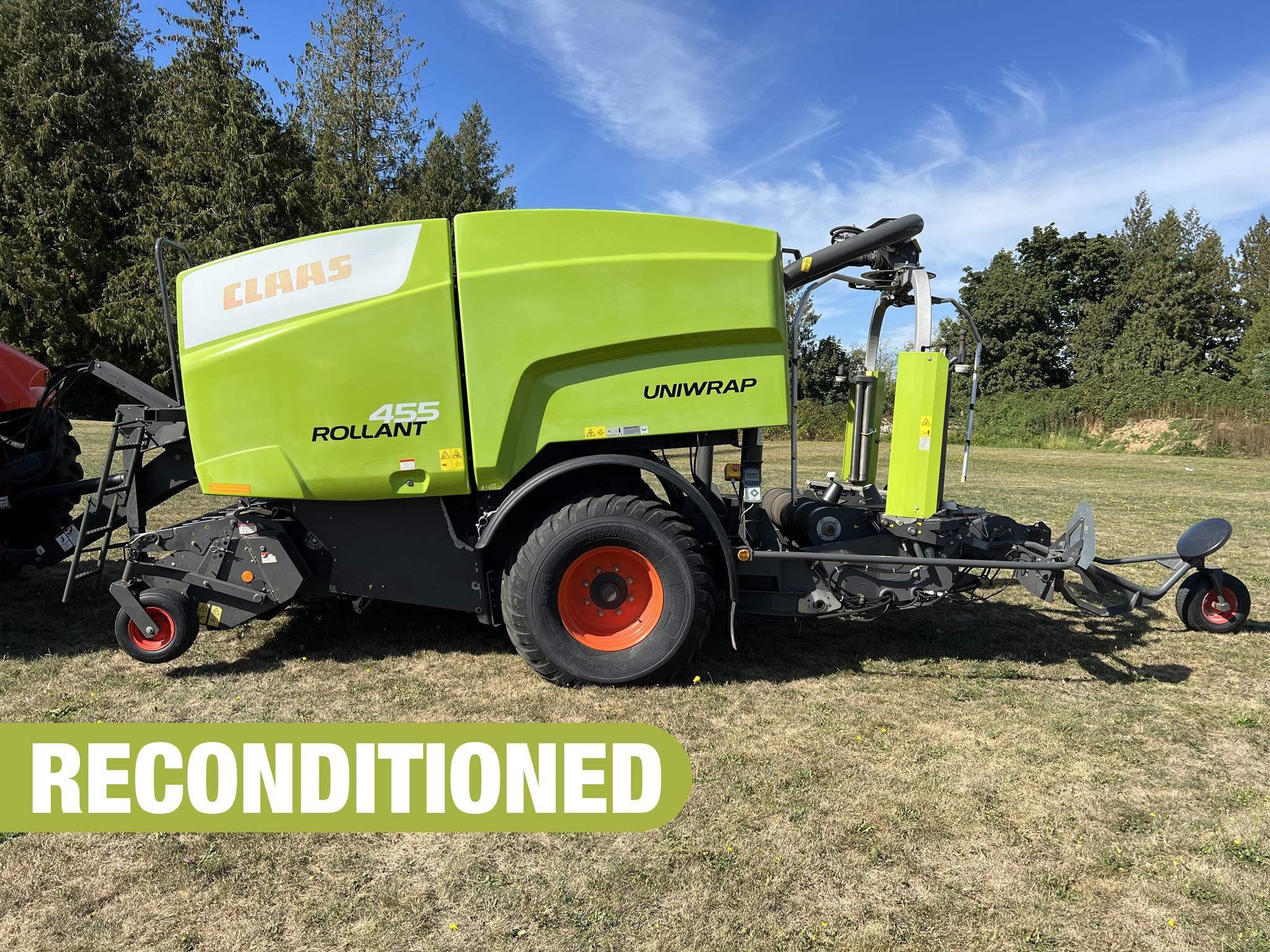 2018 CLAAS Rollant 455 Equipment Image0