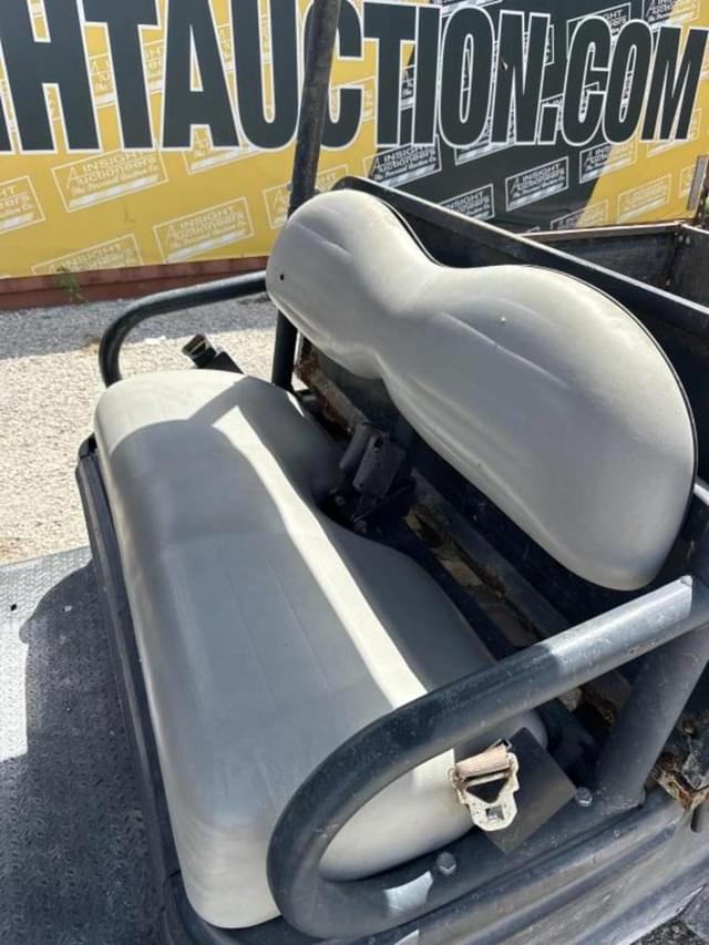 Image of Club Car Carryall 1700 equipment image 4