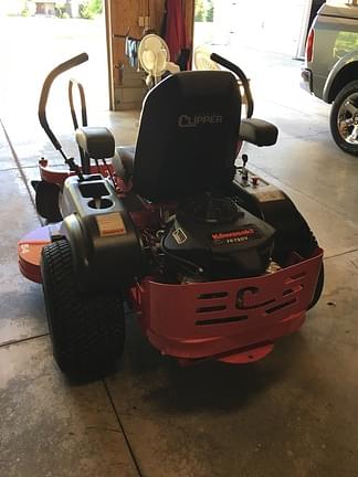 Image of Country Clipper XLT equipment image 4