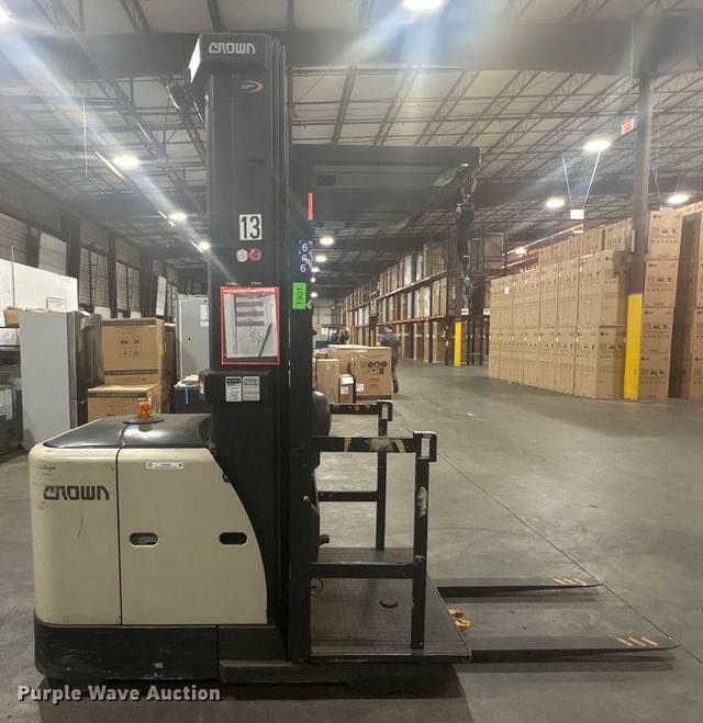 Image of Crown SP3520-30 equipment image 2
