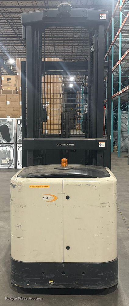Image of Crown SP3520-30 equipment image 4