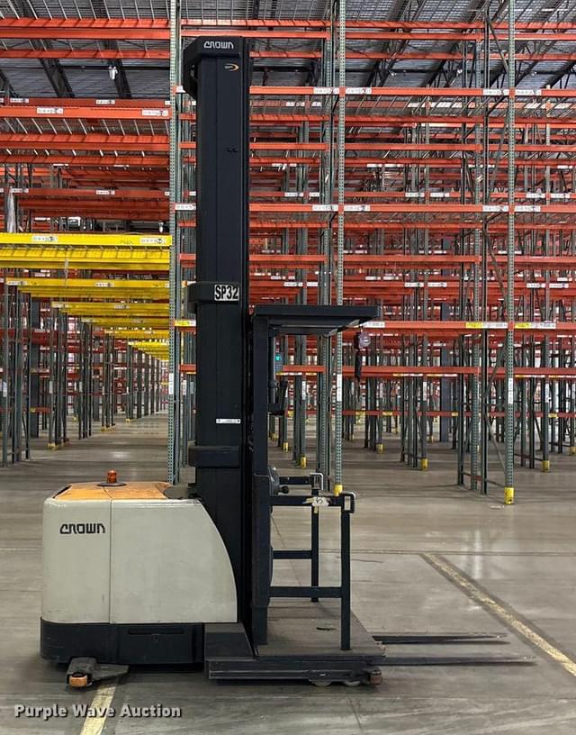 Image of Crown SP4050-30 equipment image 3