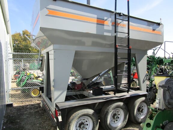 Main image CrustBuster 240