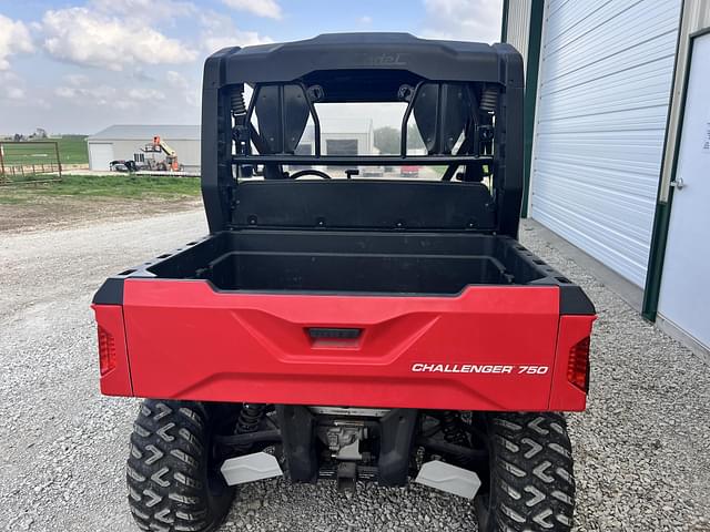 Image of Cub Cadet Challenger 750 equipment image 2