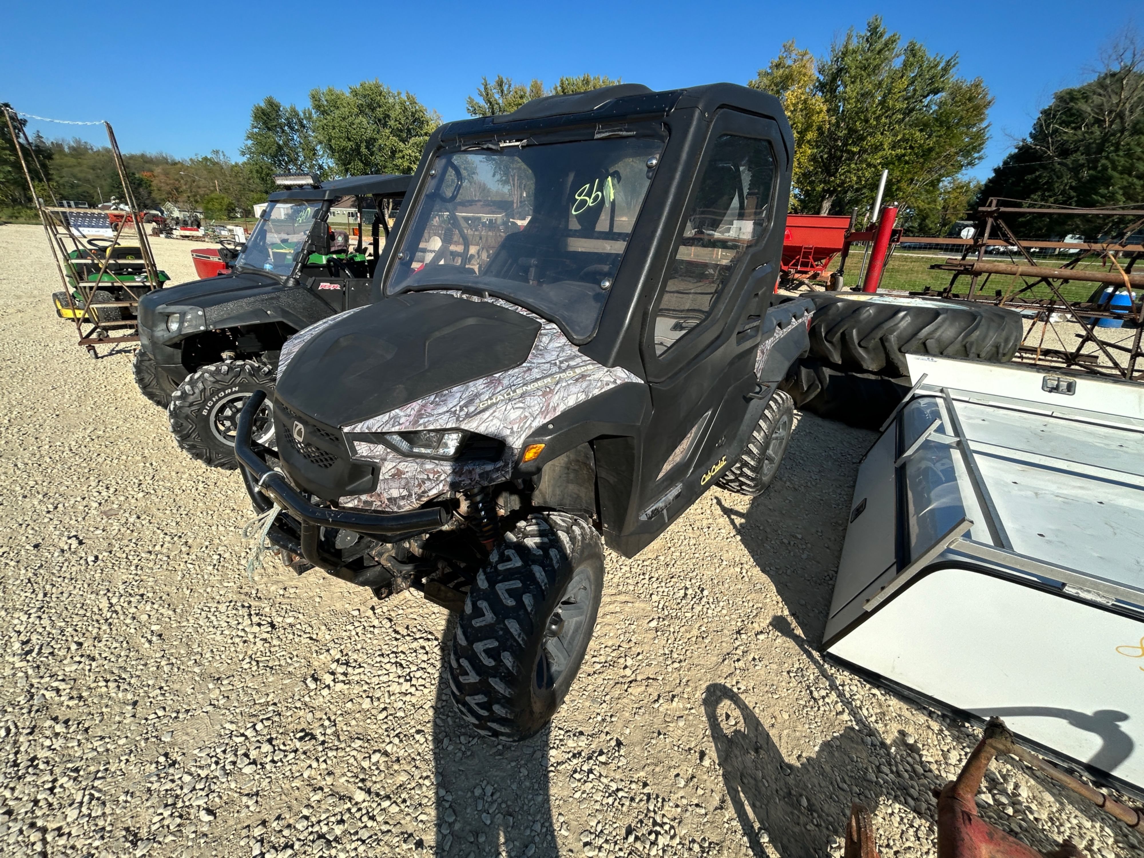 2018 Cub Cadet Challenger 750 Equipment Image0