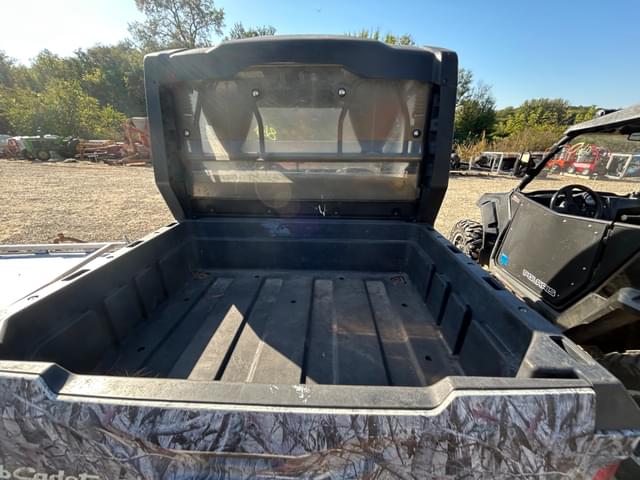 Image of Cub Cadet Challenger 750 equipment image 4