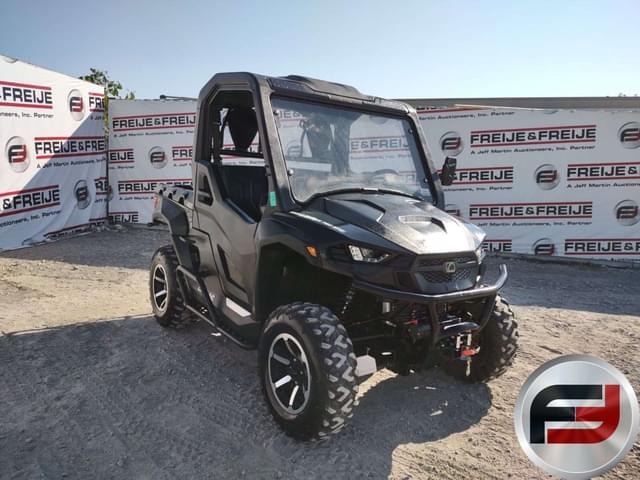 Image of Cub Cadet Challenger 750 equipment image 2