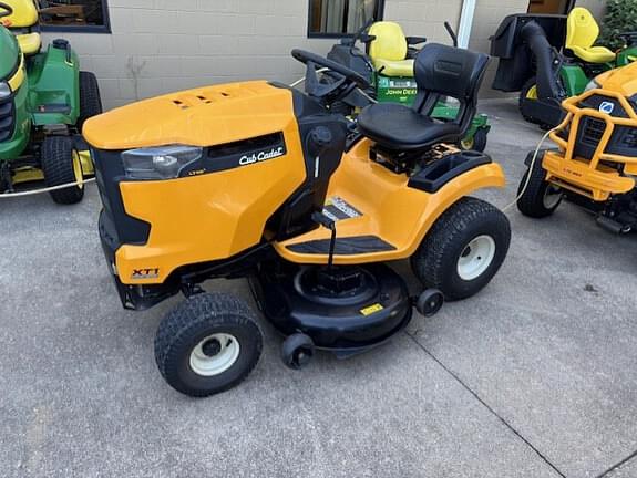 Image of Cub Cadet XT1 LT46 Image 0