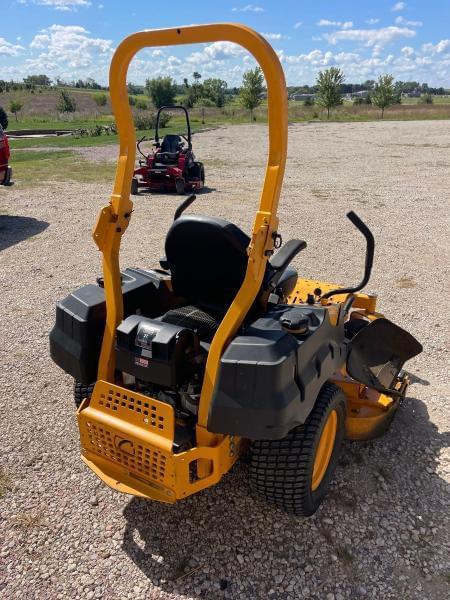 Image of Cub Cadet PRO Z 100 equipment image 2