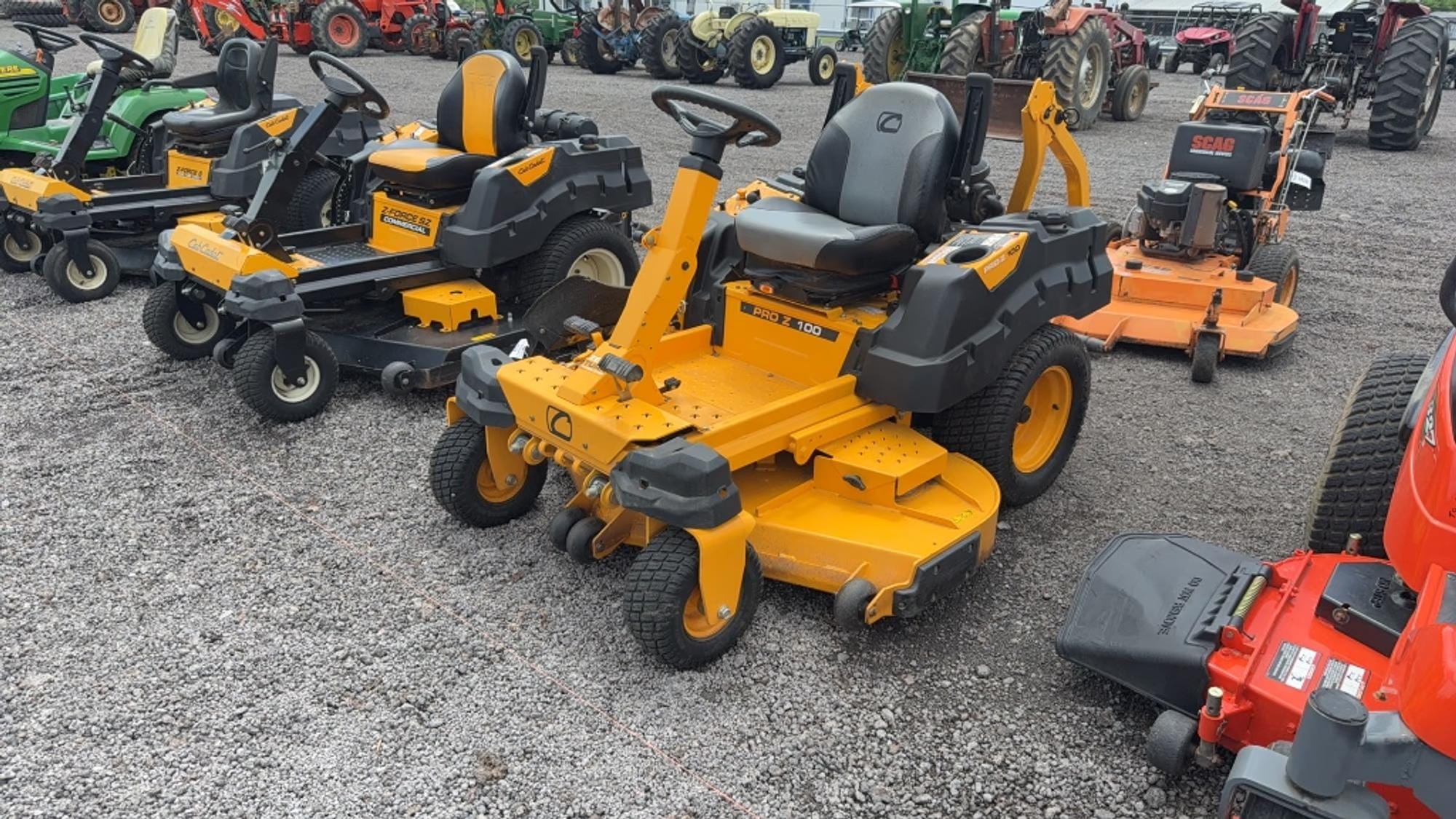 2018 Cub Cadet PRO Z 100 Equipment Image0