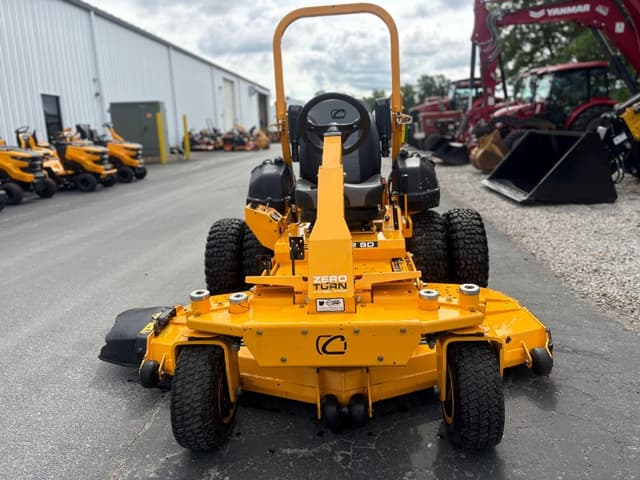 Image of Cub Cadet Pro Z 972SD equipment image 2