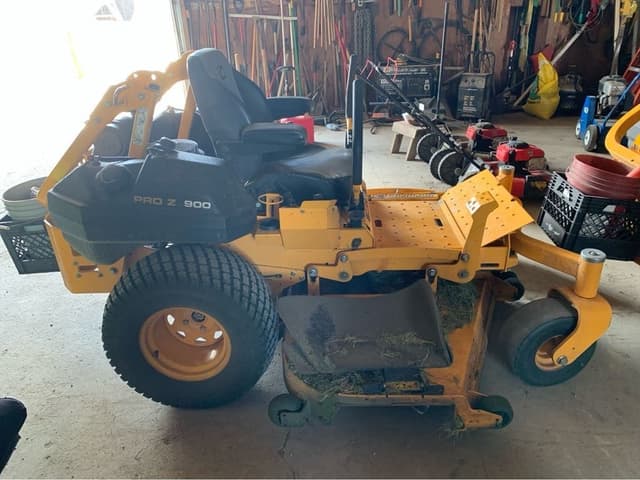 Image of Cub Cadet Pro Z972L equipment image 3