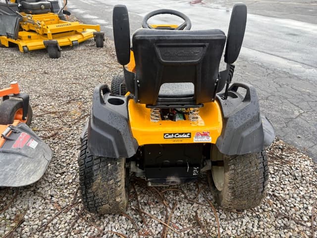 Image of Cub Cadet XT2 GX54D equipment image 3