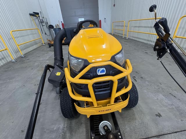 Image of Cub Cadet XT3 GSX equipment image 2