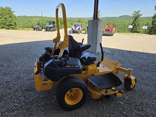 Image of Cub Cadet Pro Z 760L equipment image 3