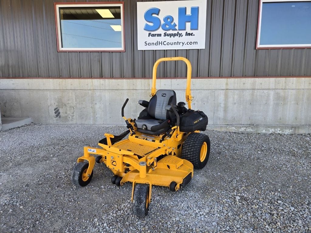 2018 Cub Cadet Pro Z 760L Equipment Image0