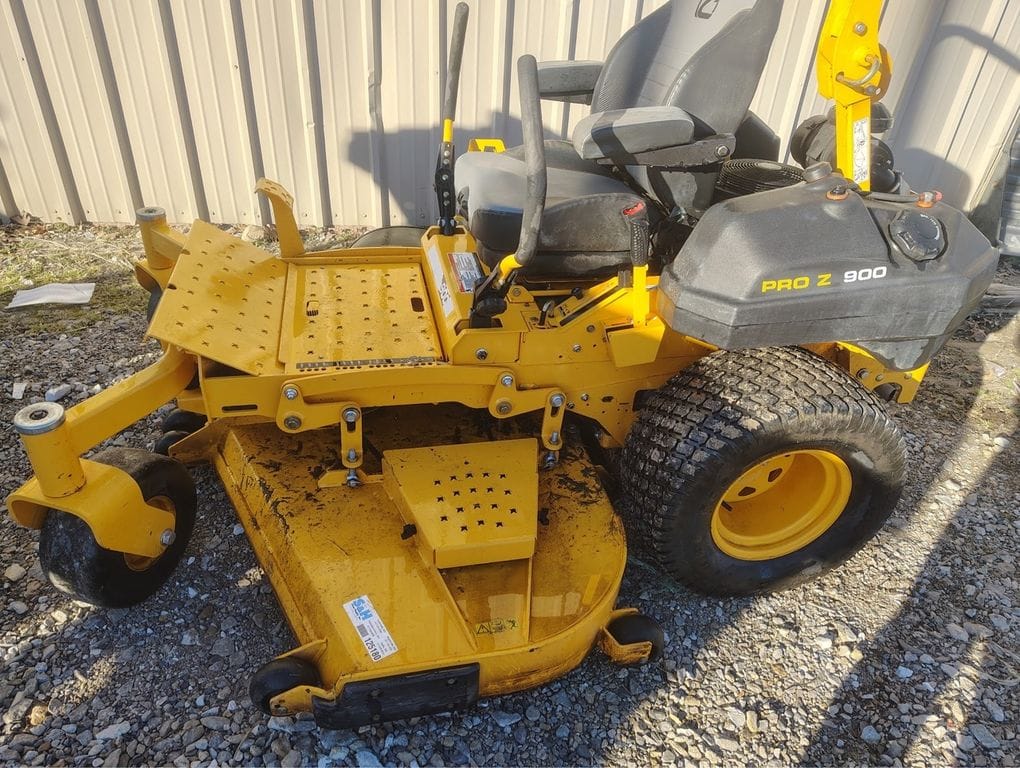 2018 Cub Cadet Pro Z972L Equipment Image0
