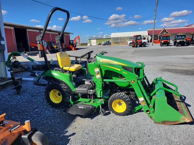 Image of John Deere 1023E equipment image 2