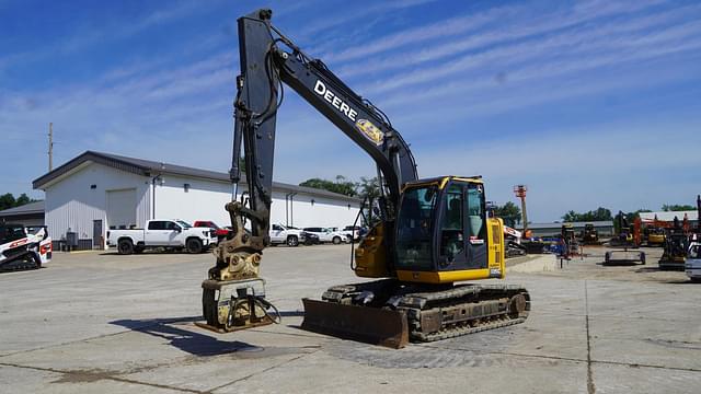 Image of John Deere 135G equipment image 4
