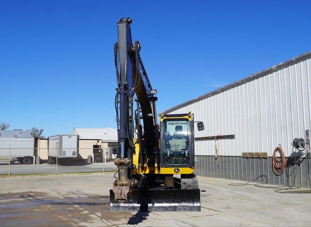 Image of John Deere 135G Image 1