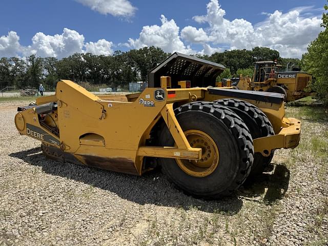 Image of John Deere 2010DE equipment image 3