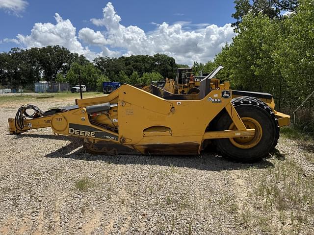 Image of John Deere 2010DE equipment image 2