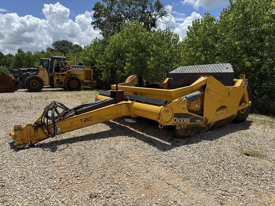 Image of John Deere 2010DE Primary image