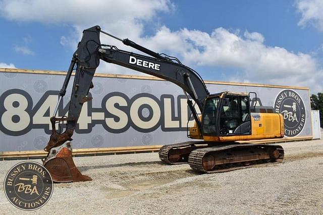 Image of John Deere 210G LC equipment image 2