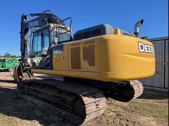 Image of John Deere 250G LC equipment image 3