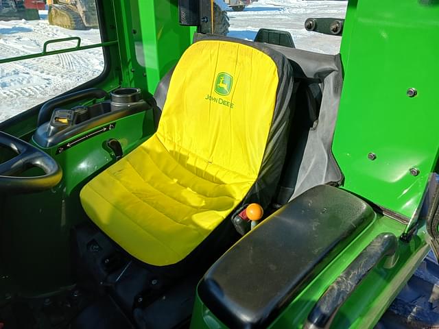 Image of John Deere 3038E equipment image 2