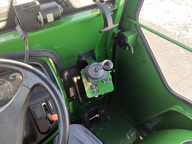 Image of John Deere 3038E equipment image 1