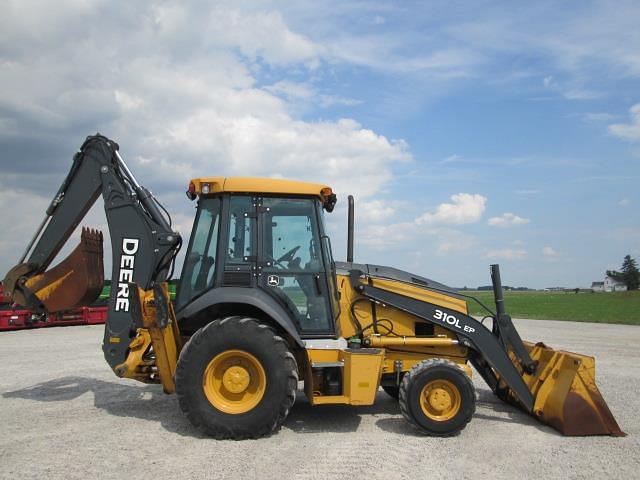Image of John Deere 310L EP equipment image 3