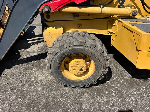 Image of John Deere 310L EP equipment image 2