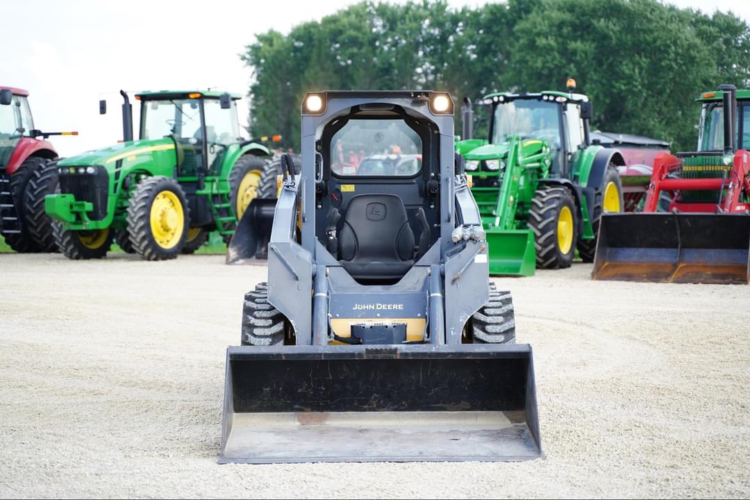 Image of John Deere 312GR Image 0