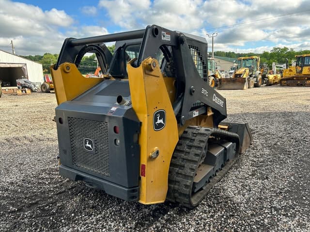 Image of John Deere 317G equipment image 3