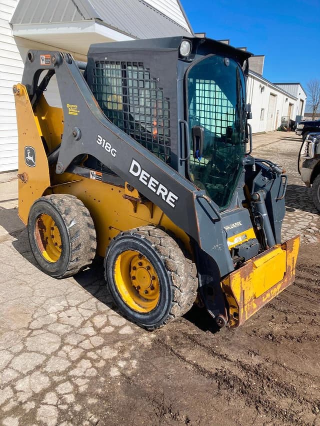 Image of John Deere 318G equipment image 2