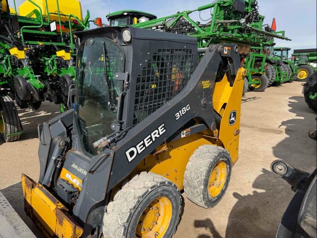 Image of John Deere 318G equipment image 3