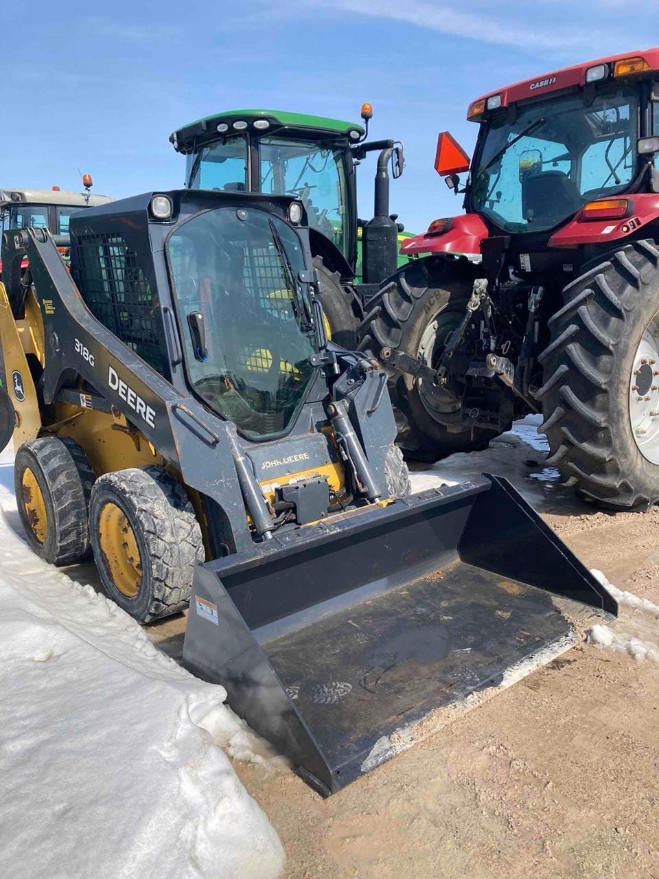 2018 John Deere 318G Equipment Image0