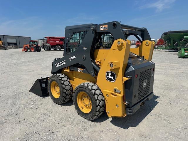 Image of John Deere 318G equipment image 2