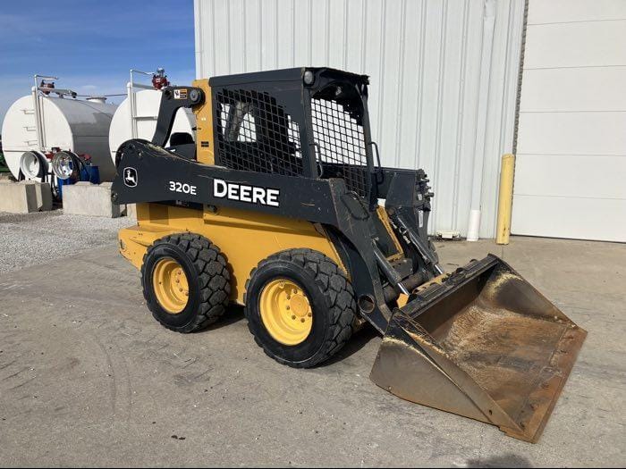 2018 John Deere 320E Equipment Image0