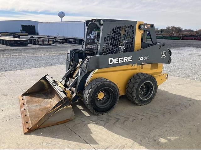 Image of John Deere 320E equipment image 1