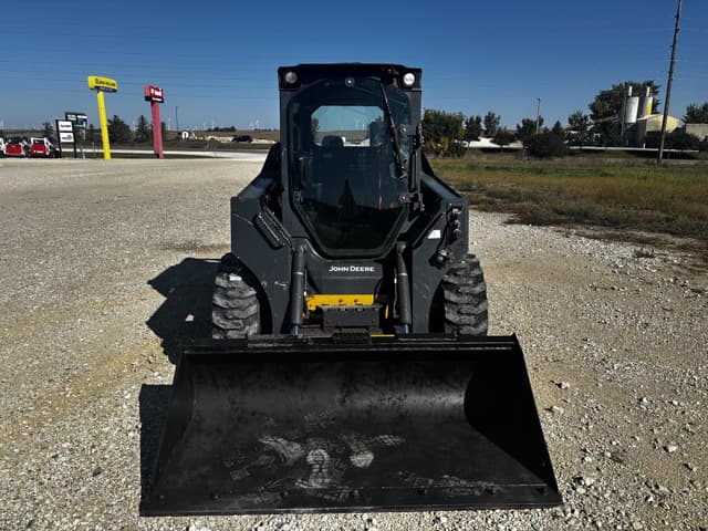 Image of John Deere 320G equipment image 3