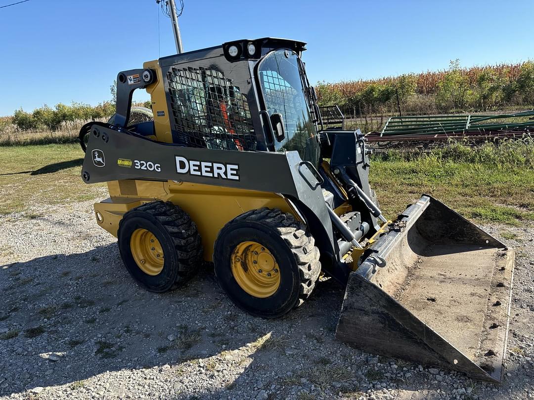 Image of John Deere 320G Primary image