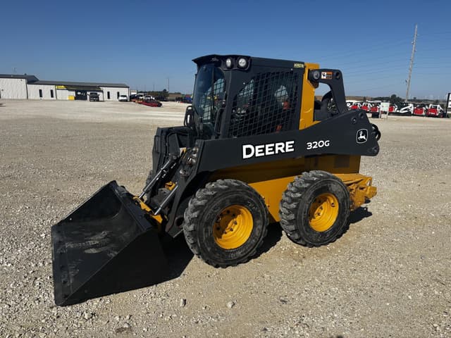 Image of John Deere 320G equipment image 1