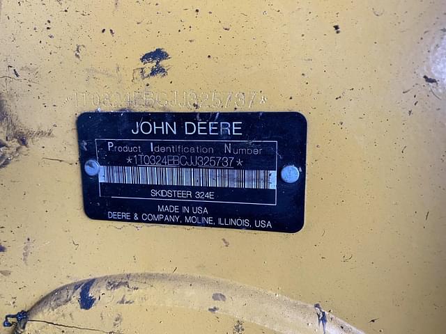 Image of John Deere 324E equipment image 3