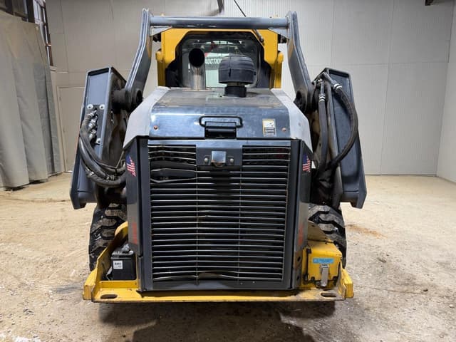 Image of John Deere 332G equipment image 3