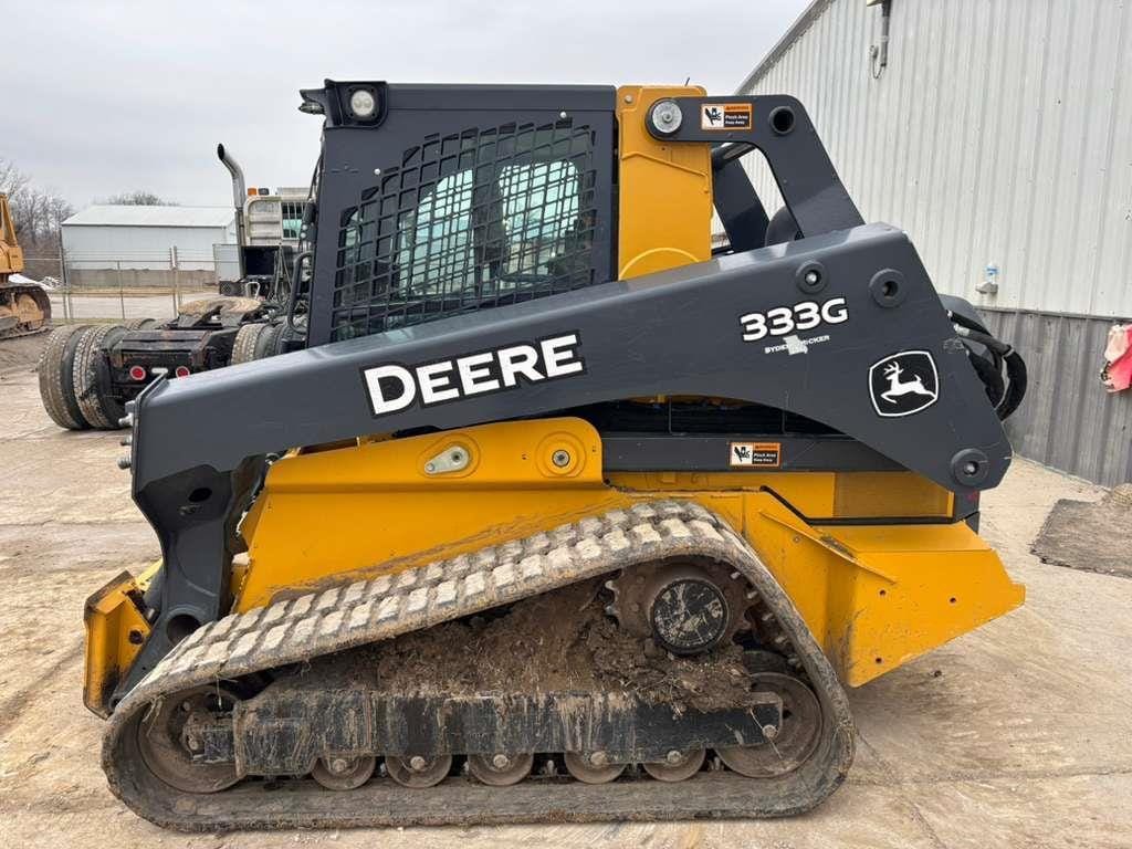 2018 John Deere 333G Equipment Image0