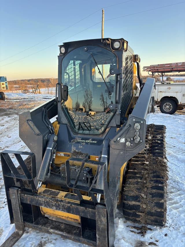 Image of John Deere 333G equipment image 3